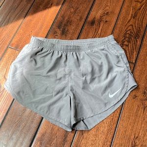 Nike women’s Dr-Fit running shorts size Small